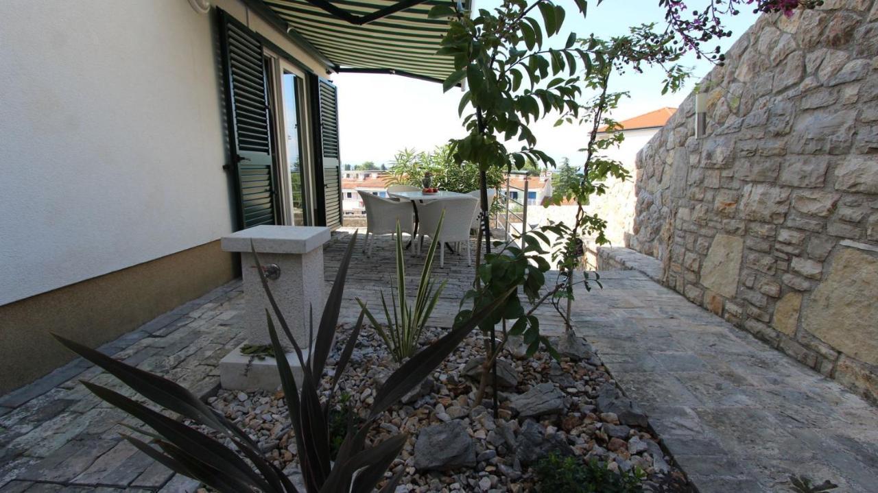 Apartments Adria Malinska Luaran gambar