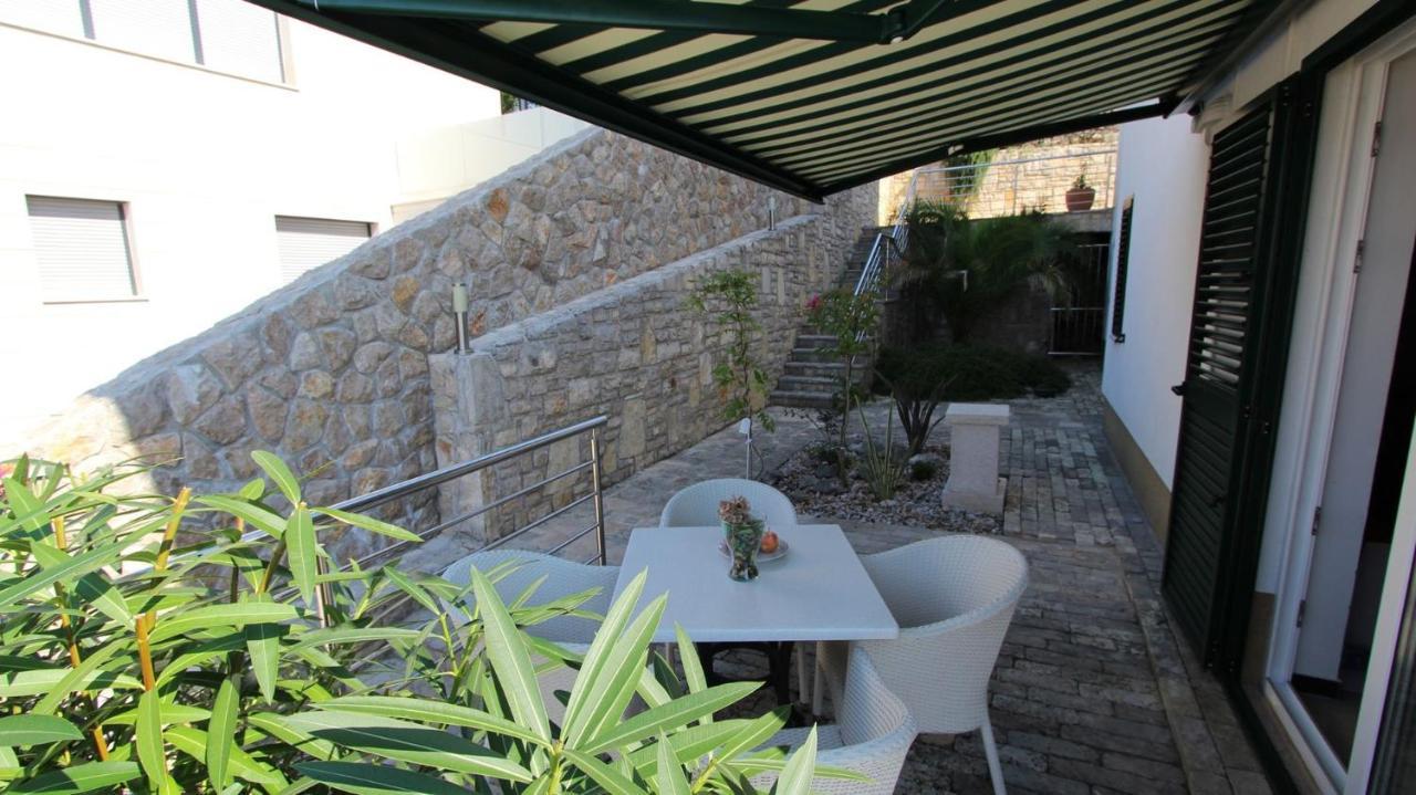 Apartments Adria Malinska Luaran gambar
