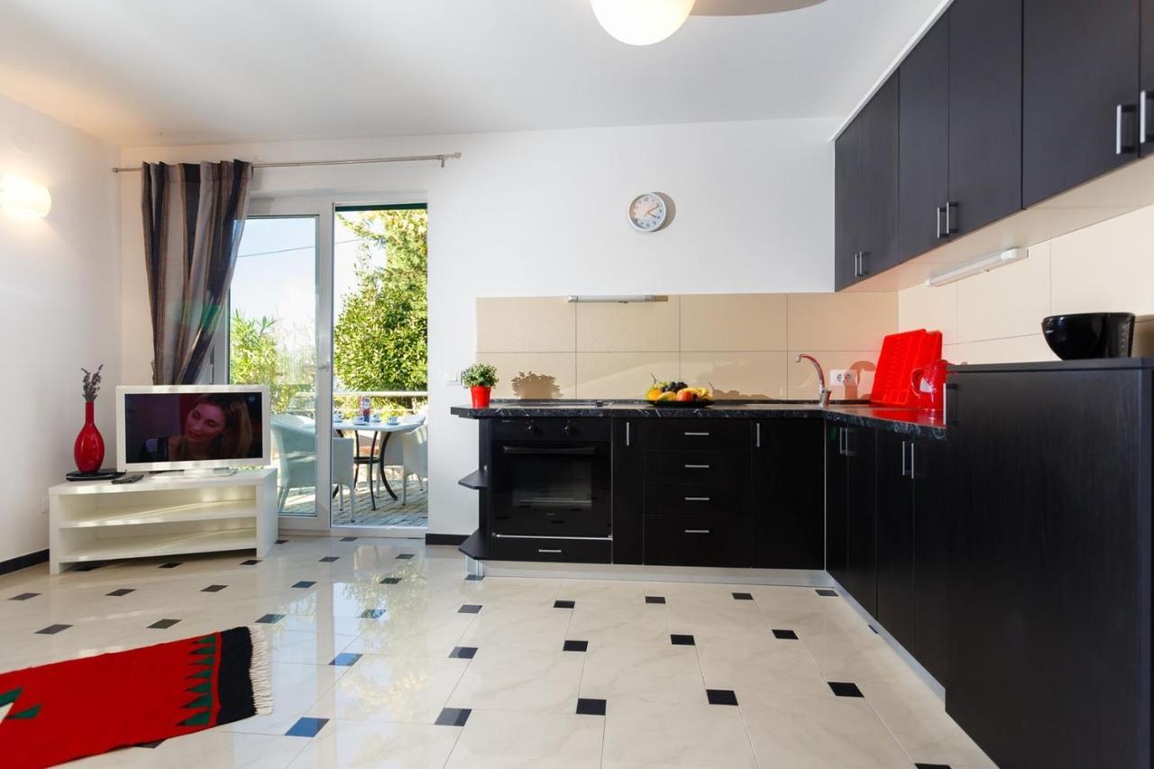 Apartments Adria Malinska Luaran gambar