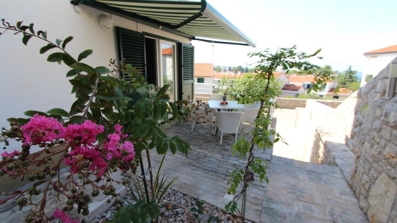 Apartments Adria Malinska Luaran gambar