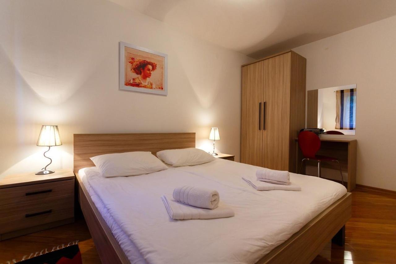 Apartments Adria Malinska Luaran gambar