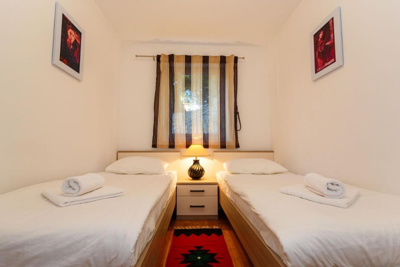 Apartments Adria Malinska Luaran gambar