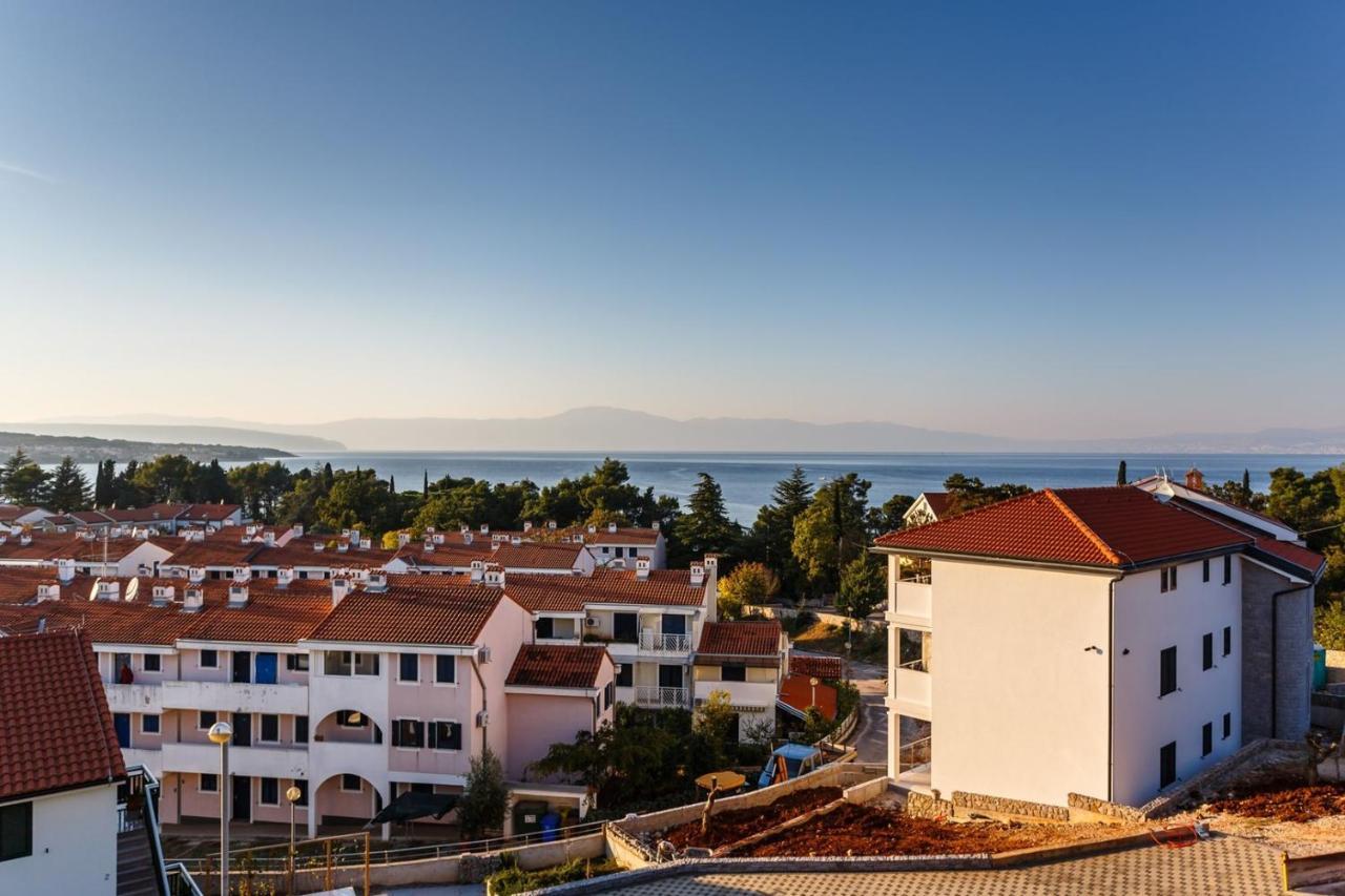 Apartments Adria Malinska Luaran gambar