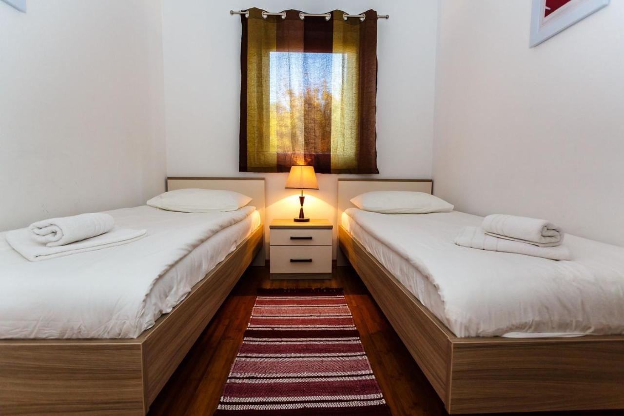 Apartments Adria Malinska Luaran gambar